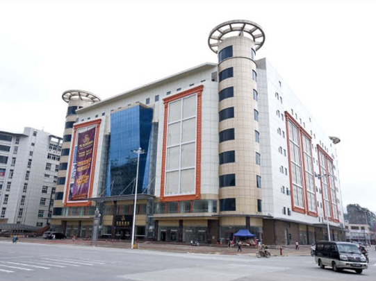 990藏宝阁资料图