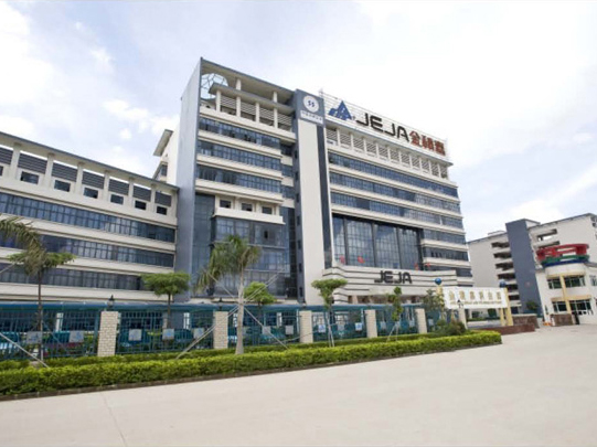 990藏宝阁资料图