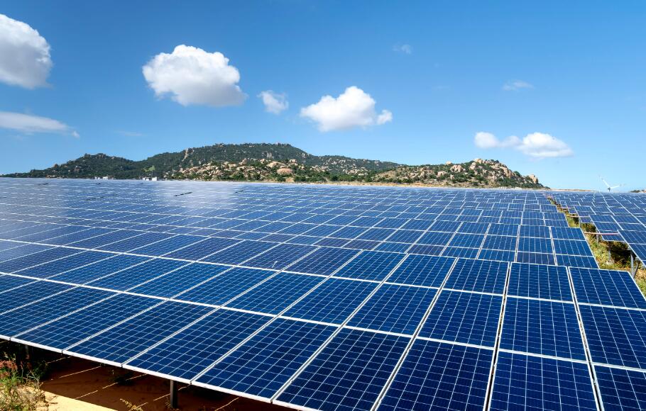 新能源光伏行业