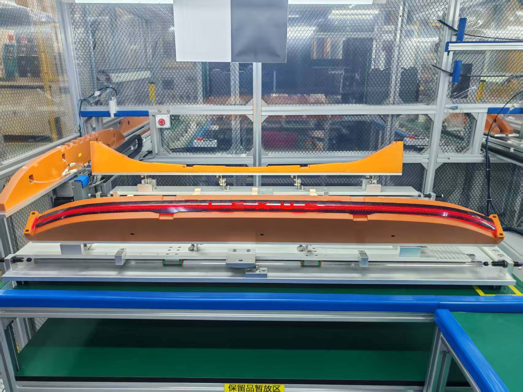 论治具在自动化点胶中的核心重要性